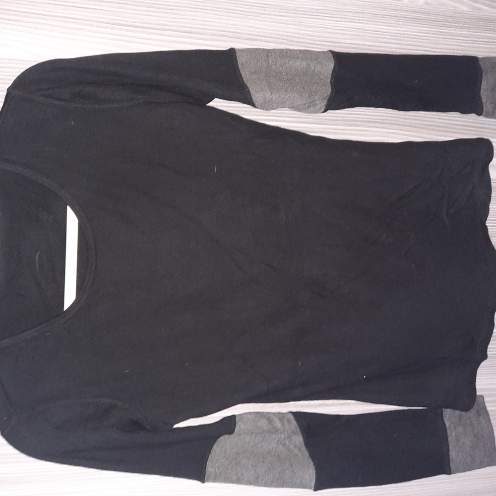 Black and Gray Long Sleeve Top